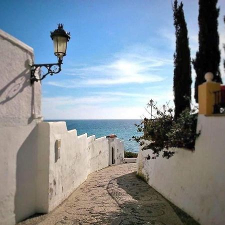Apartamento Axarquia Apartment Nerja Bagian luar foto