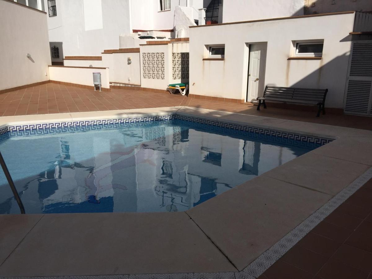 Apartamento Axarquia Apartment Nerja Bagian luar foto